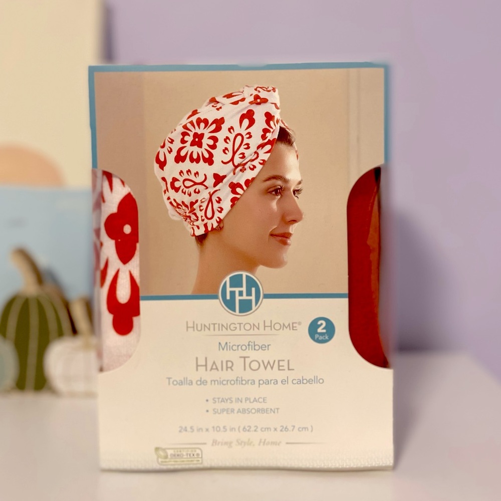 NEW In Box HUNTINGTON HOME 2-Pack Microfiber Hair Towel (1 Solid Red/Red&White)
